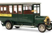 Czy w CV podaje się adres zamieszkania?